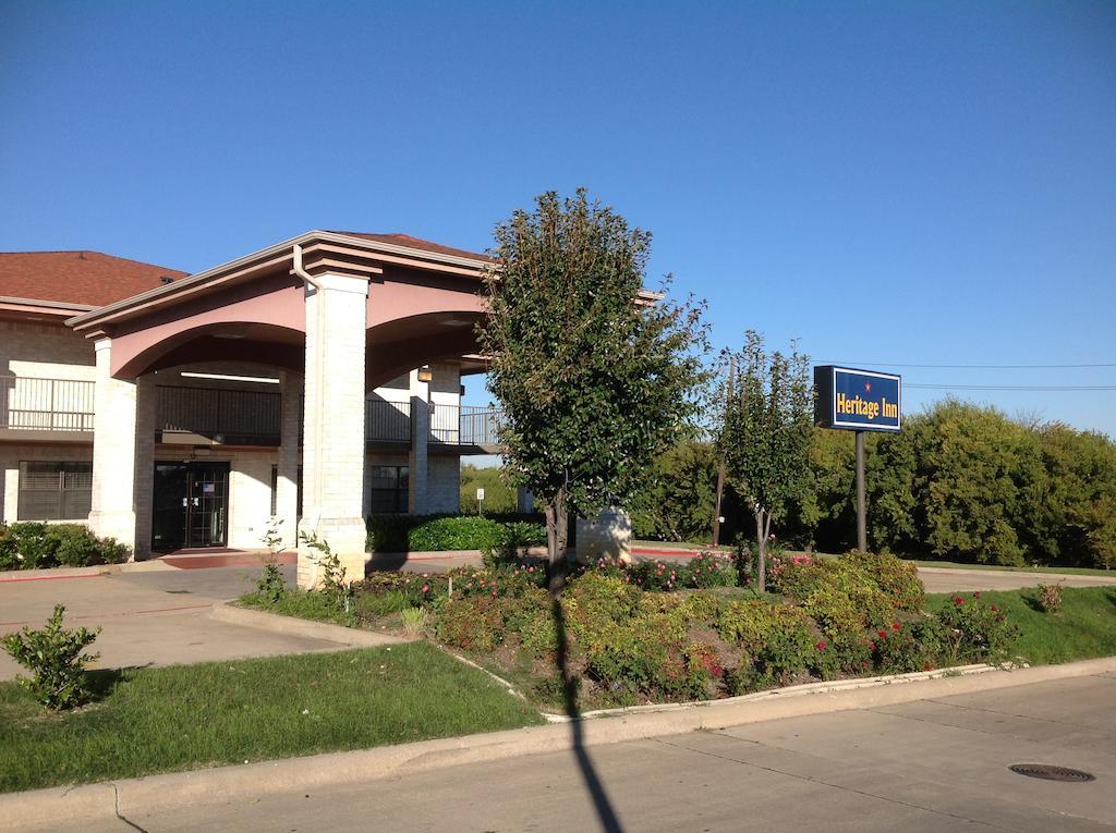 Heritage Inn Grand Prairie Exterior foto